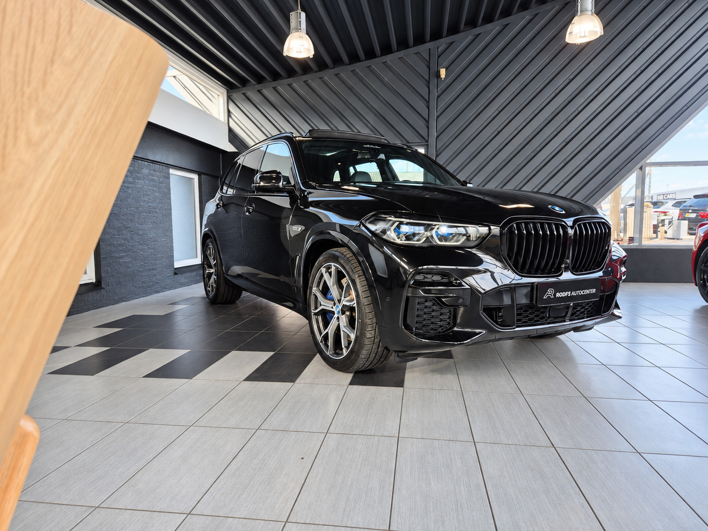 Sort BMW X5 fra 2022