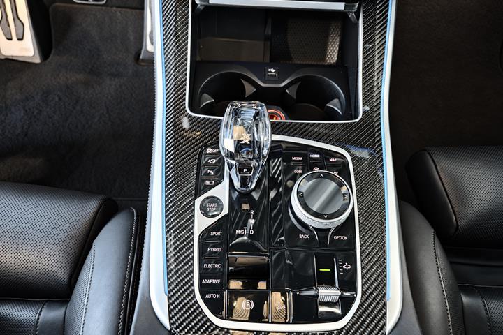 Sort BMW X5 fra 2022