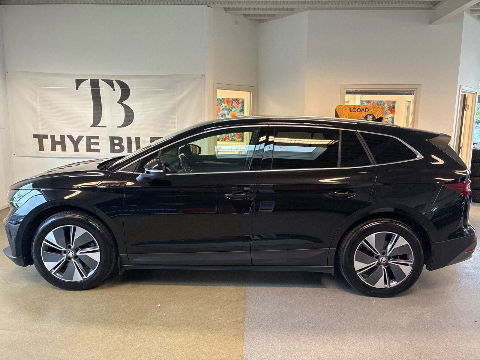 Sort Skoda Enyaq fra 2023