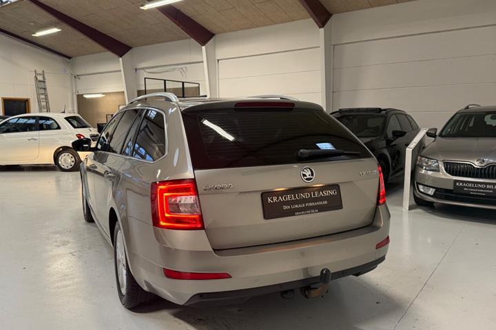 undefined Skoda Octavia fra 2015
