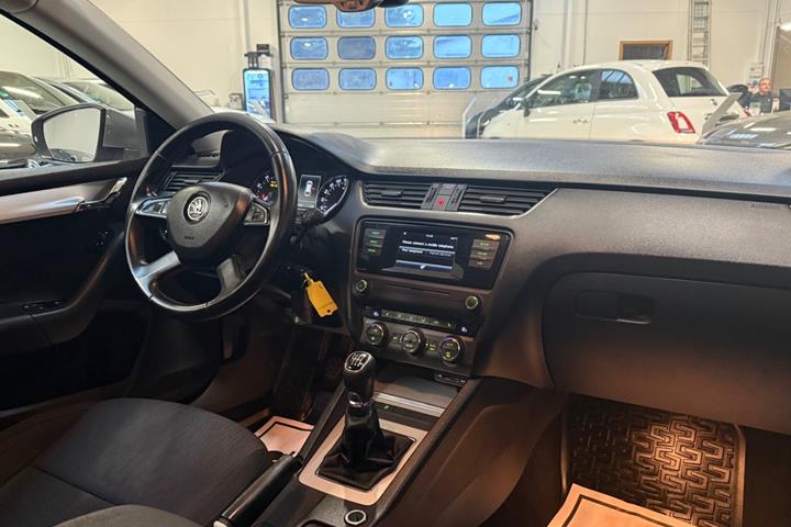 undefined Skoda Octavia fra 2015