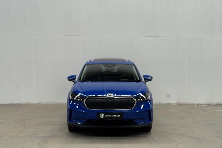 Blå Skoda Enyaq fra 2022