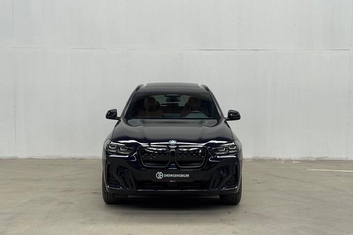 Sort BMW iX3 fra 2022