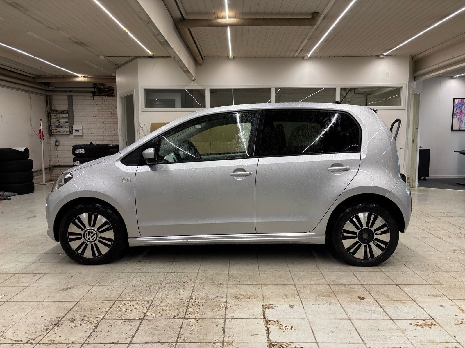 Sølv VW E-UP! fra 2014