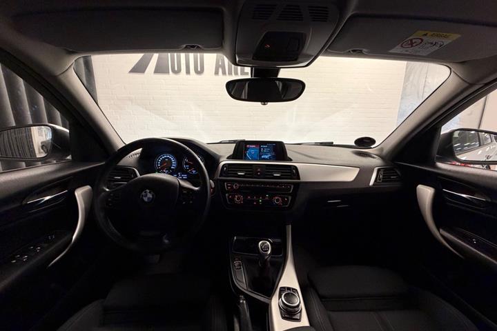 Hvid BMW 118d fra 2019