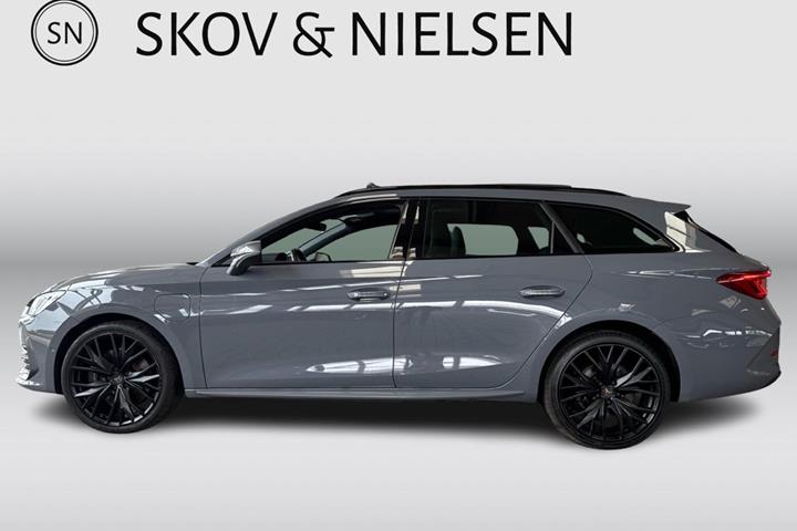Grå Cupra Leon fra 2020