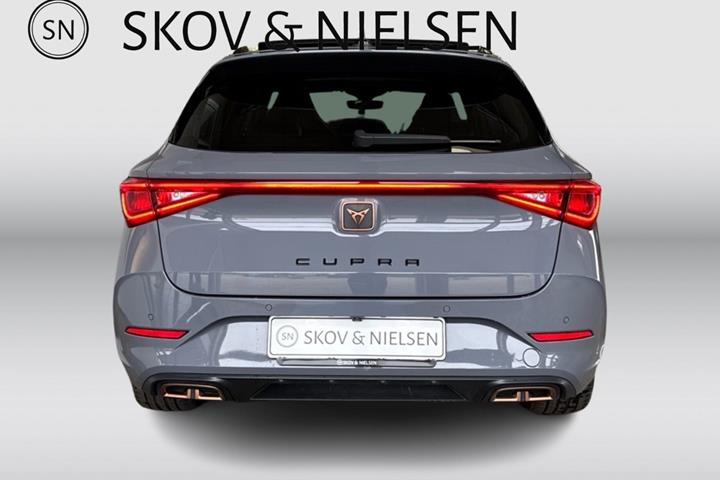 Grå Cupra Leon fra 2020