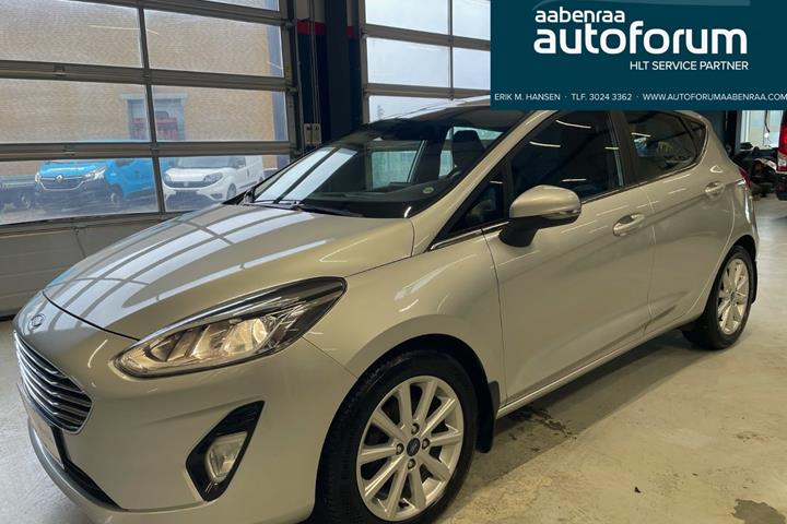 Sølv Ford Fiesta fra 2017