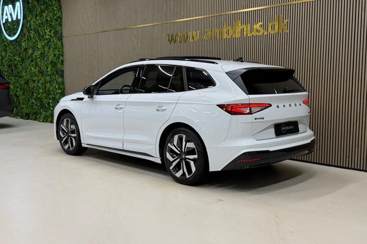 Hvid Skoda Enyaq fra 2026