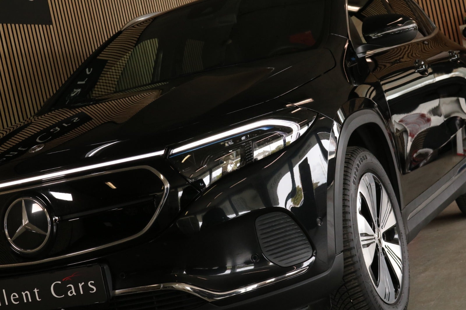 Sort Mercedes EQA250 fra 2022