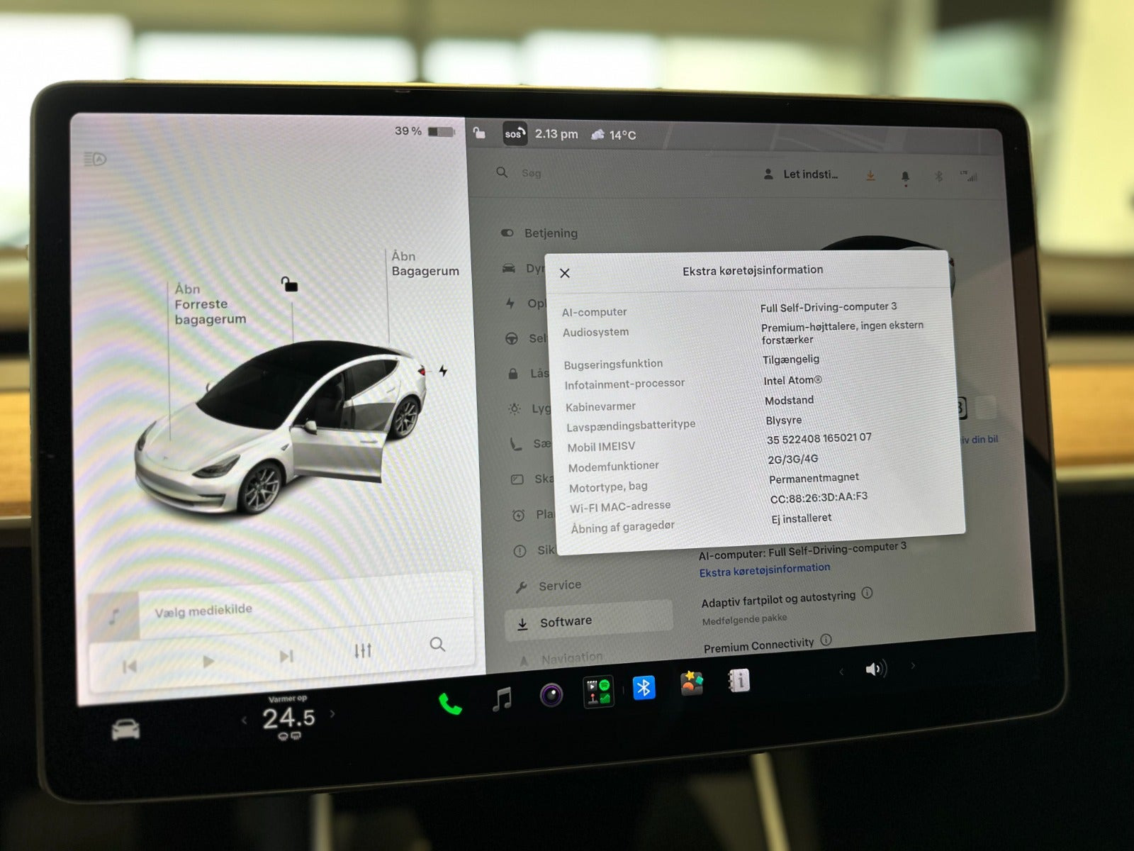 Hvid Tesla Model 3 fra 2020