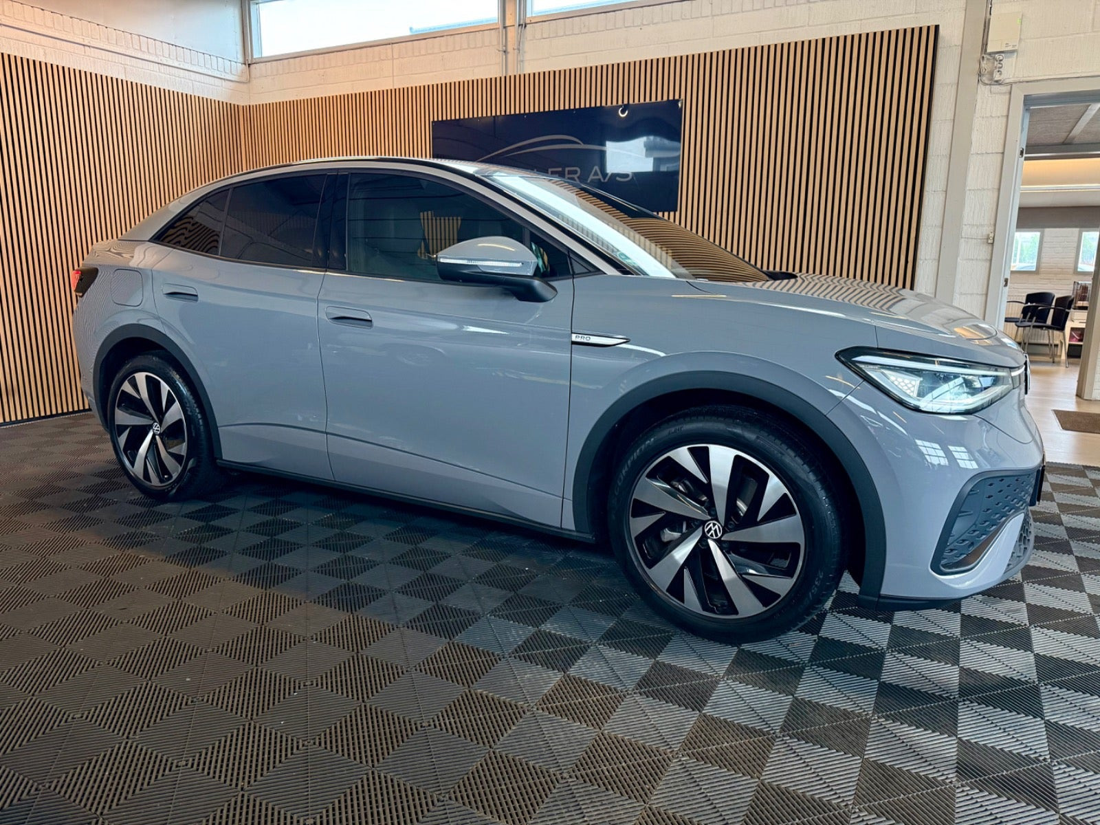 Grå VW ID.5 fra 2024
