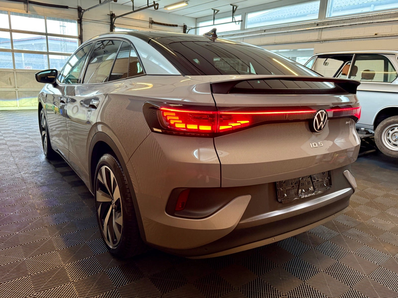 Grå VW ID.5 fra 2024