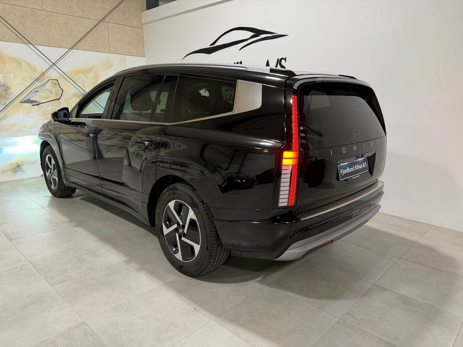 Sort Hyundai Ioniq 9 fra 2026