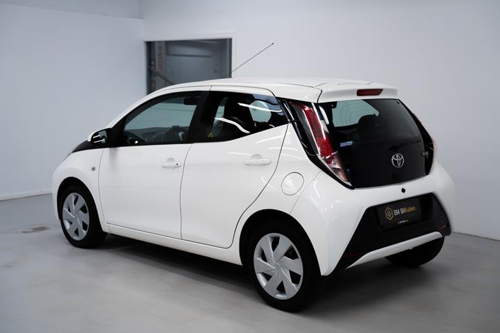 undefined Toyota Aygo fra 2015