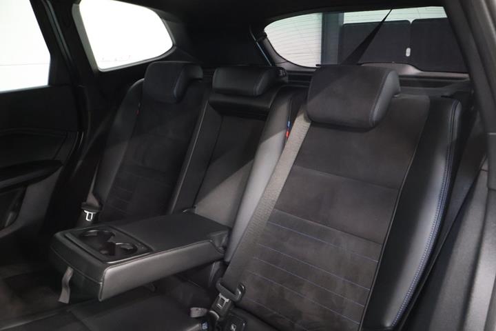 Hvid BMW iX1 fra 2025