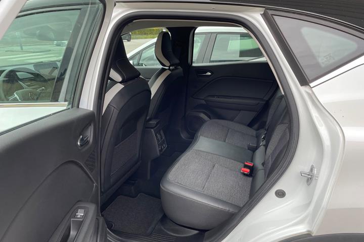 Hvid Renault Captur fra 2020