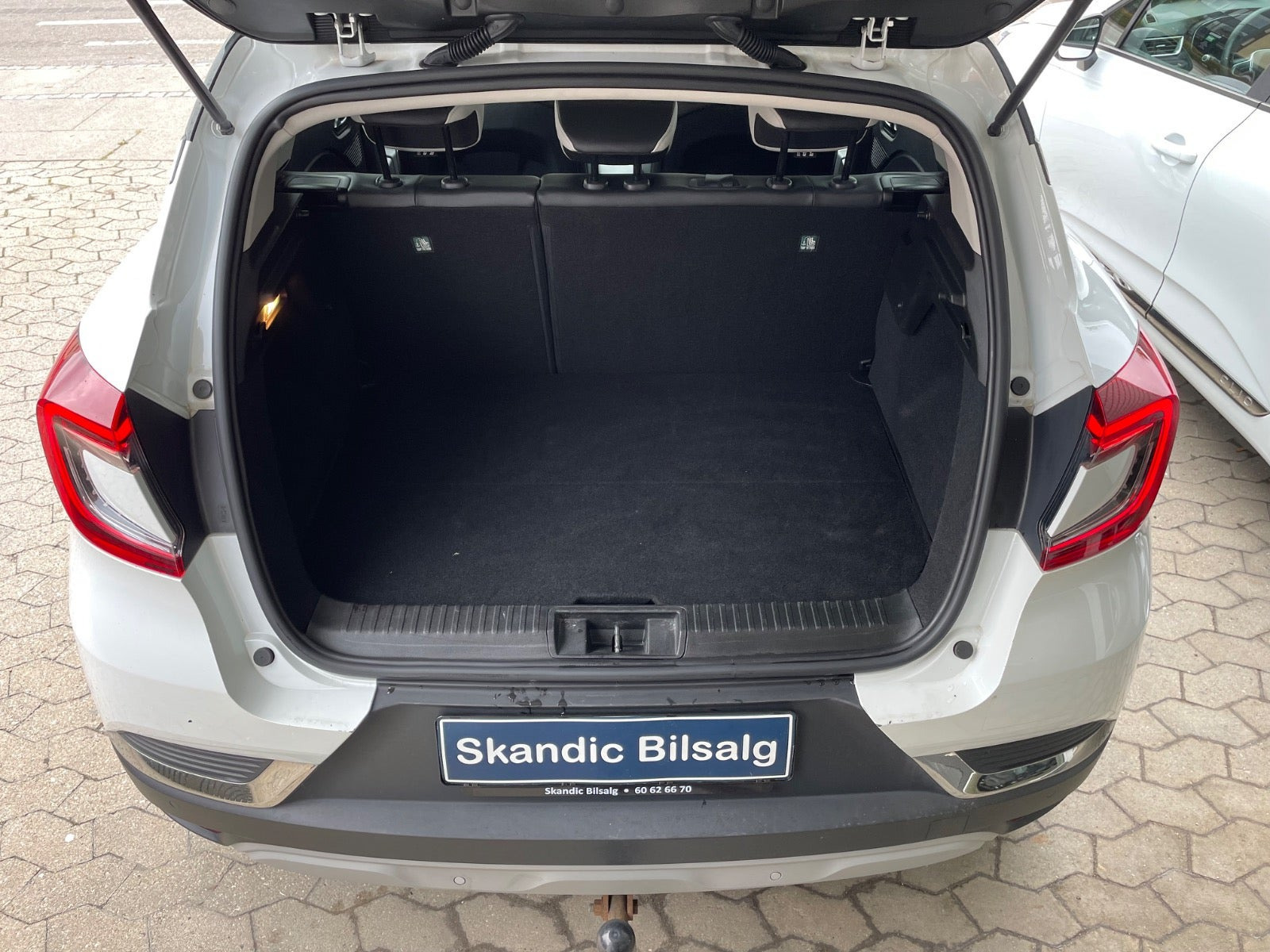 Hvid Renault Captur fra 2020