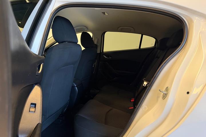 undefined Mazda 3 fra 2013