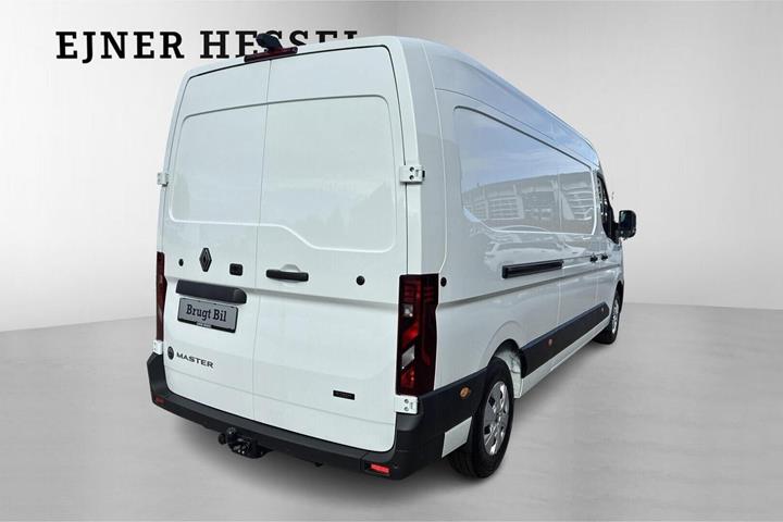Hvid Renault Master V T35 fra 2026