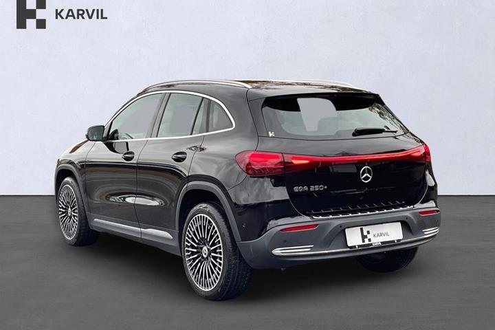 Sort Mercedes EQA250+ fra 2024