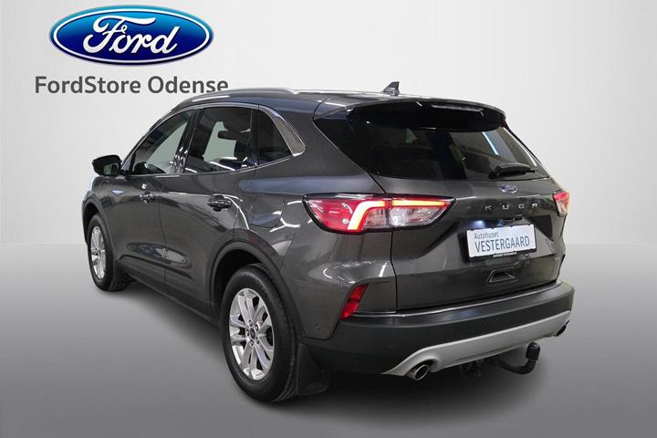 Grå Ford Kuga fra 2021