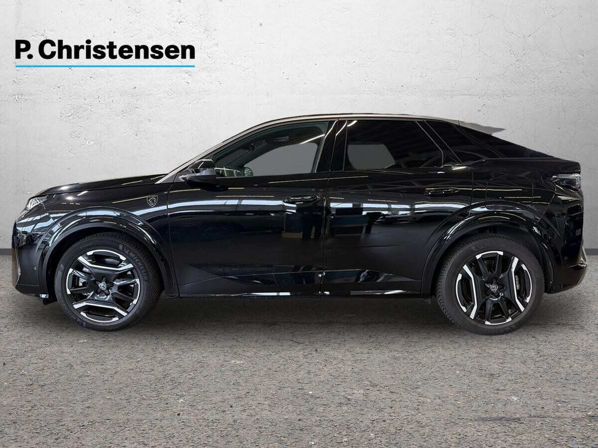 Sort Peugeot e-3008 fra 2025
