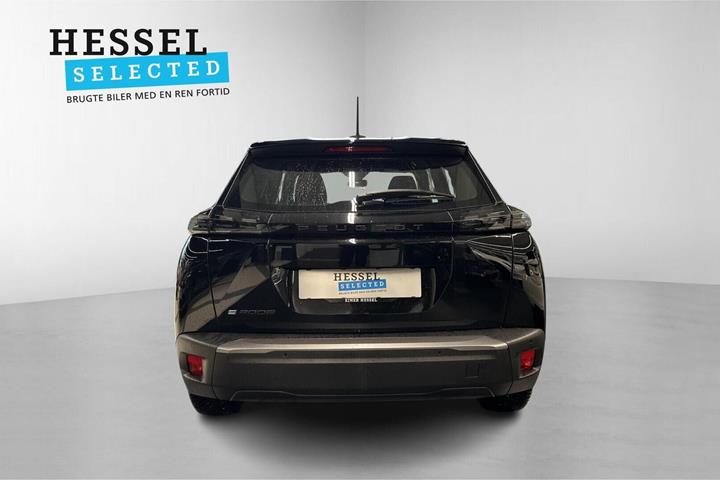 Sort Peugeot e-2008 fra 2025