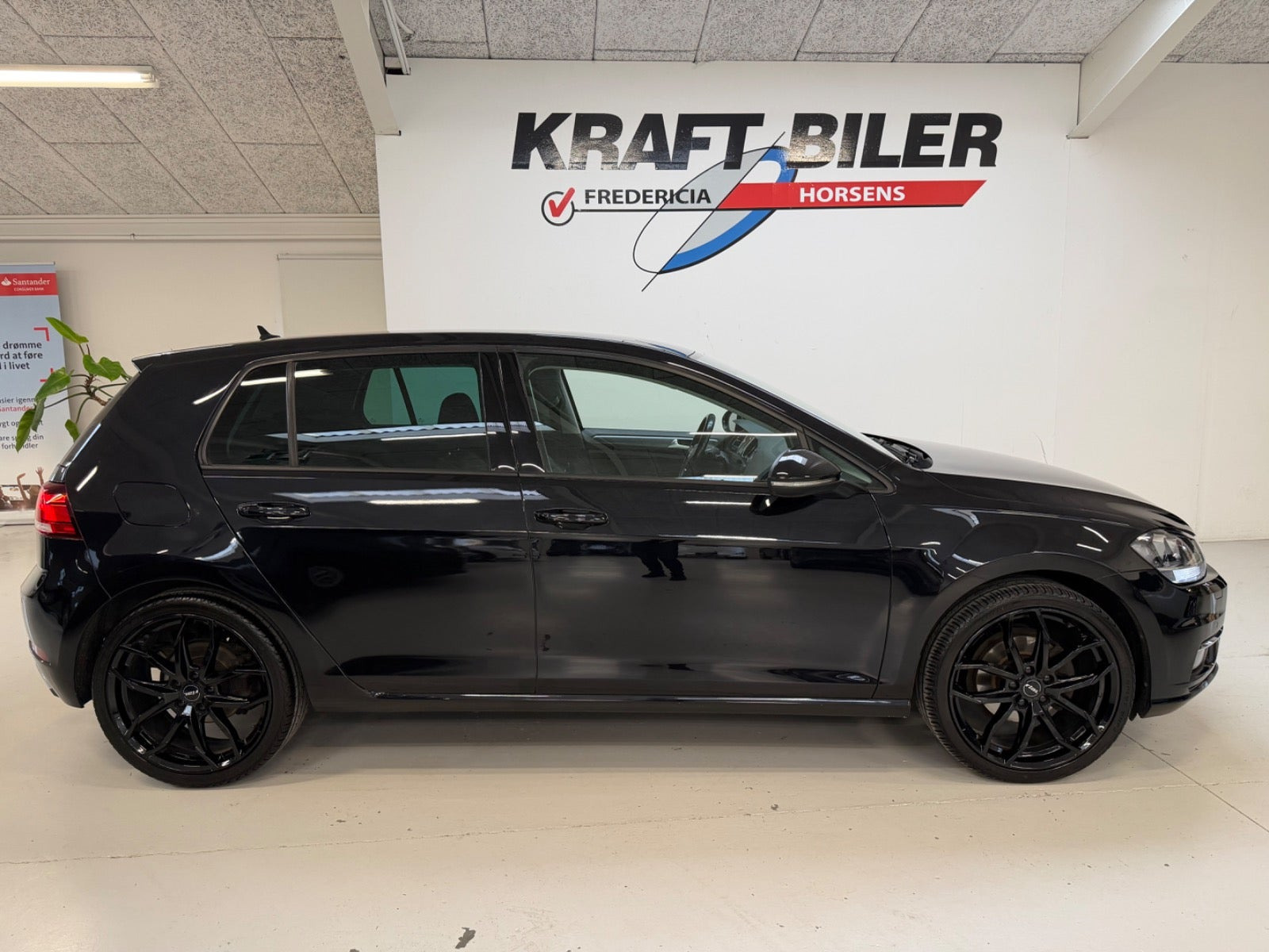 Sort VW Golf VII fra 2018