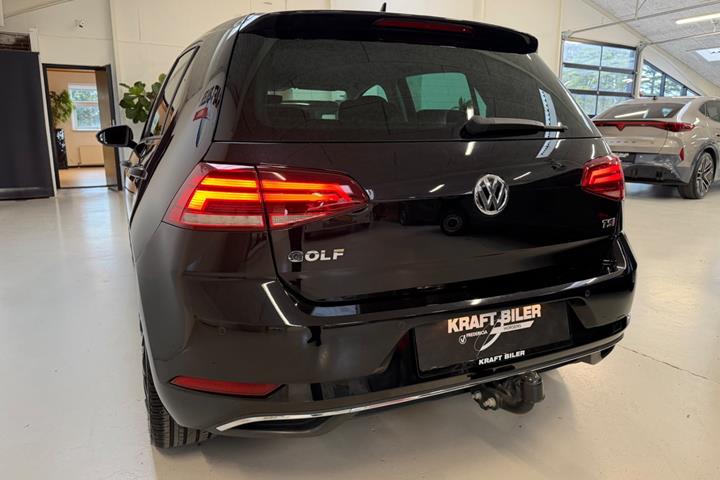 Sort VW Golf VII fra 2018