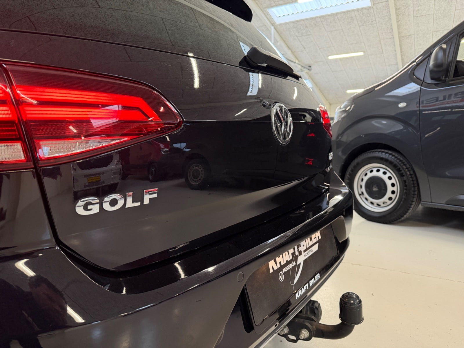 Sort VW Golf VII fra 2018