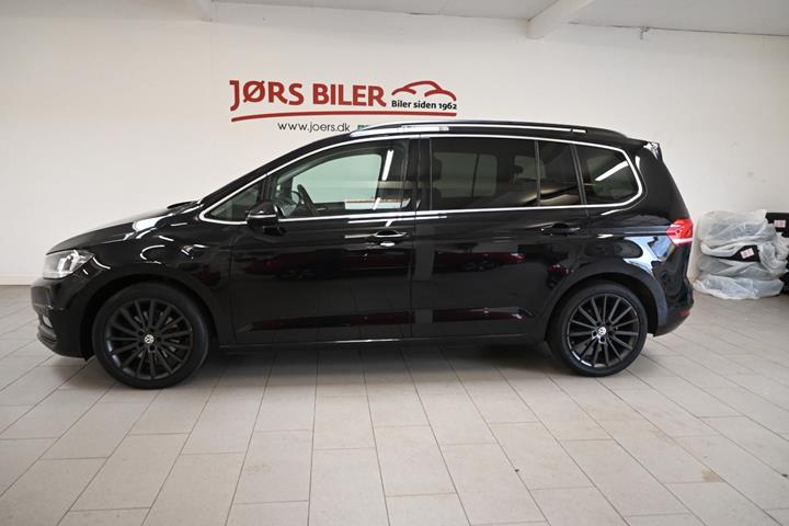Sort VW Touran fra 2018