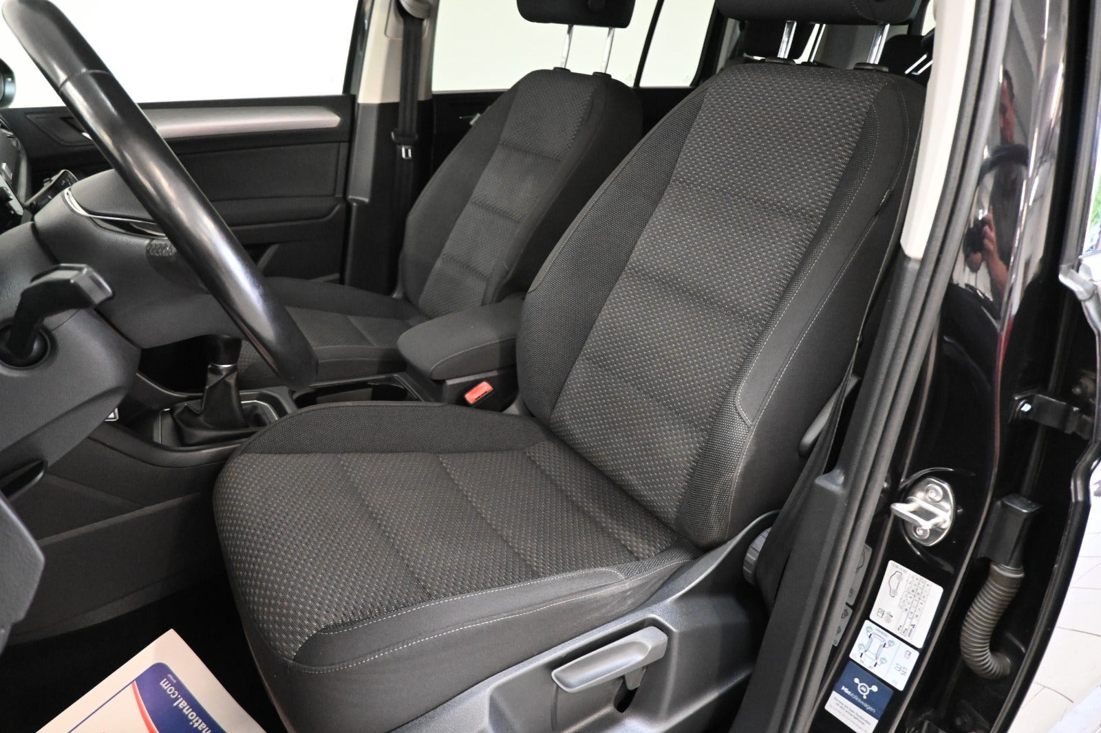 Sort VW Touran fra 2018