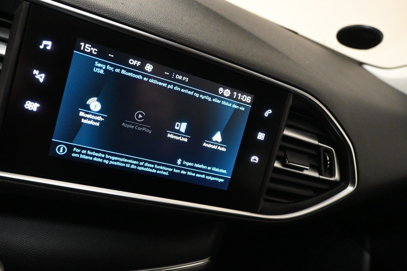 Blå Peugeot 308 fra 2019
