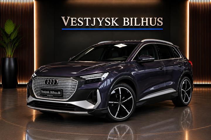 Hvid Audi Q4 e-tron fra 2022 set udefra