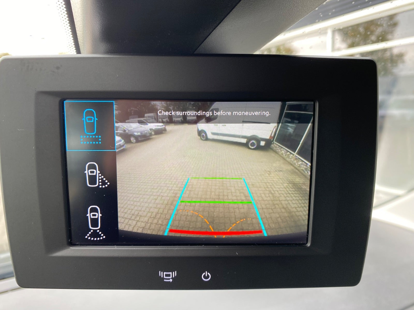 Grå Citroën Berlingo fra 2022