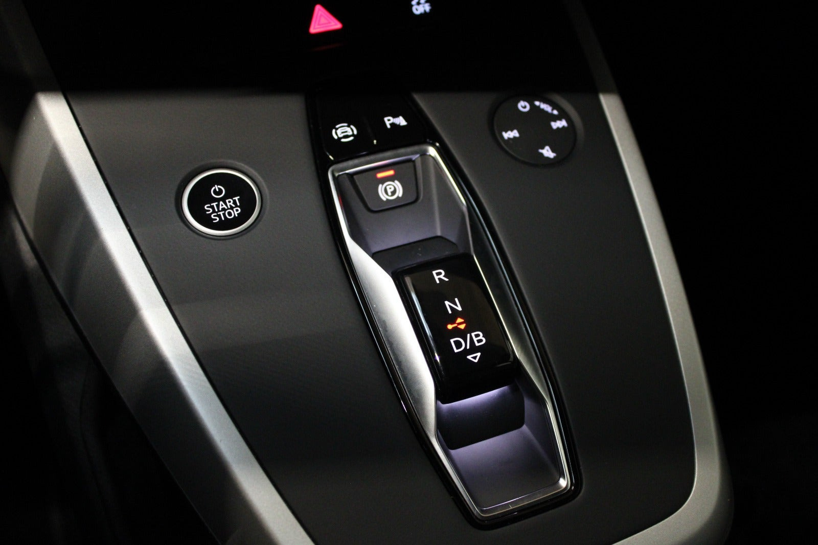 Sort Audi Q4 e-tron fra 2024