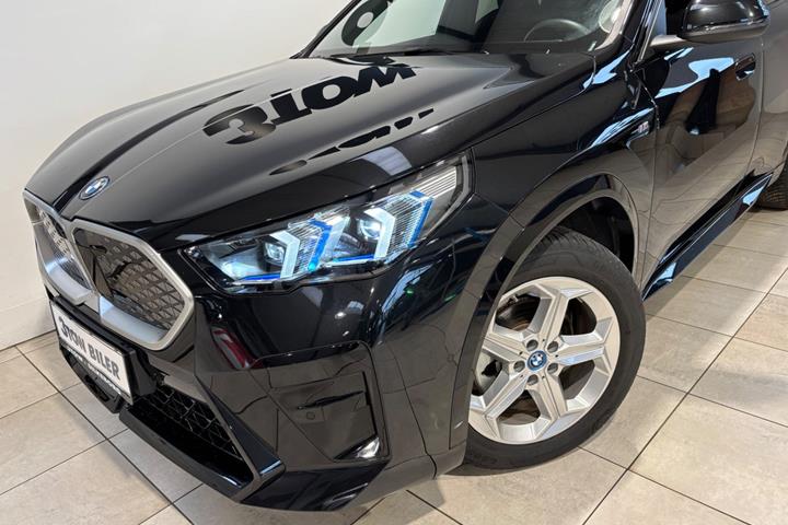 Sort BMW iX2 fra 2025
