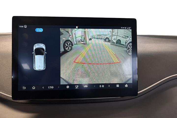 Gul BYD Dolphin Surf fra 2025