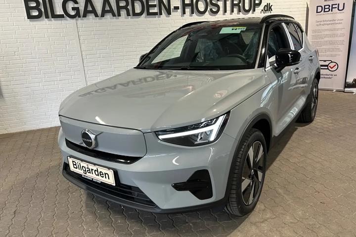 Grå Volvo EX40 fra 2026