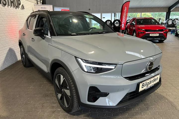 Grå Volvo EX40 fra 2026
