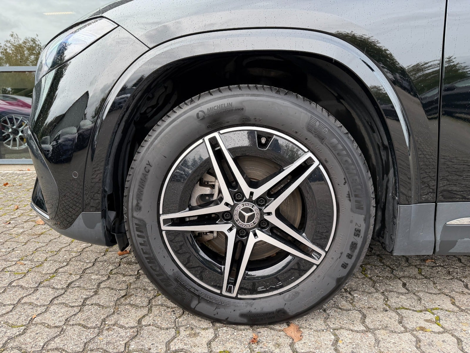 Sort Mercedes EQA250+ fra 2024