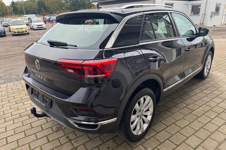 Sort VW T-Roc fra 2019