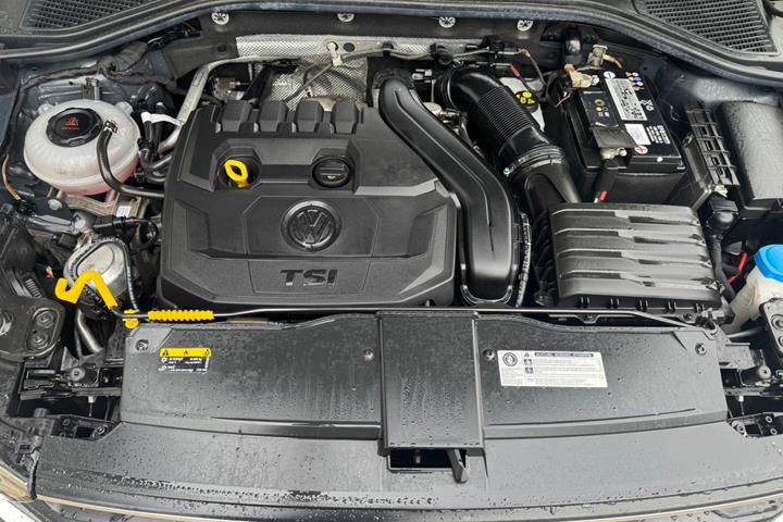 Sort VW T-Roc fra 2019