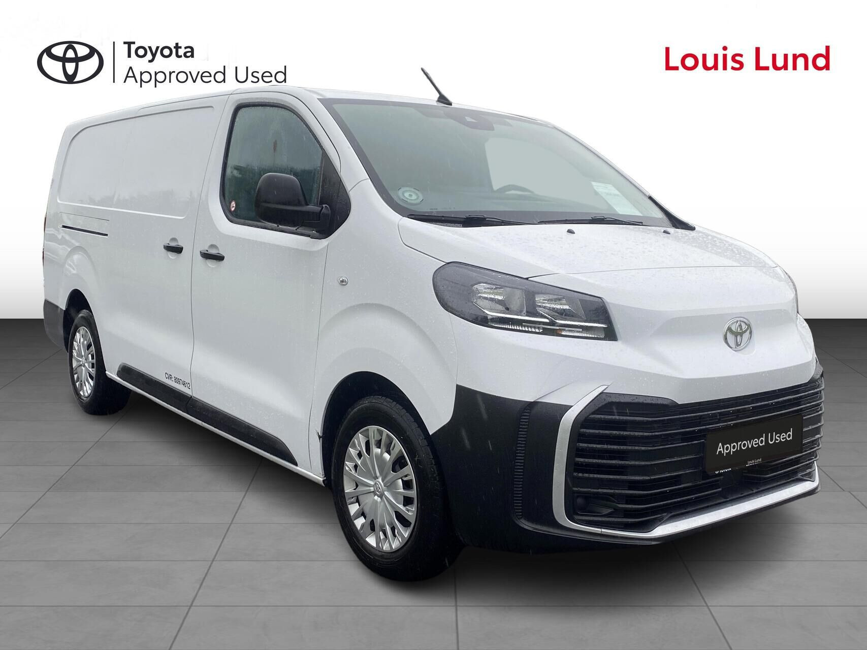 Hvid Toyota ProAce fra 2025
