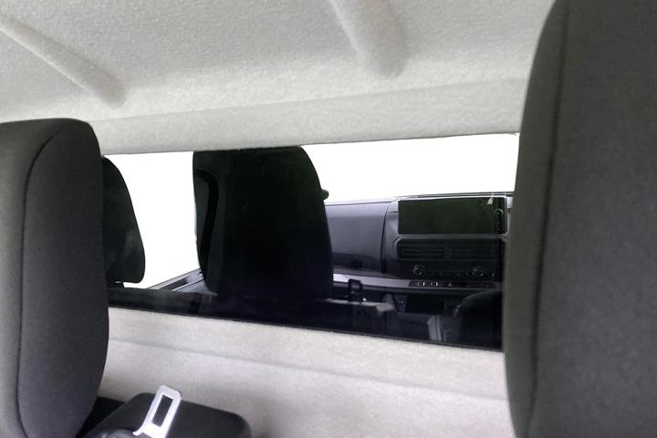 Hvid Toyota ProAce fra 2025