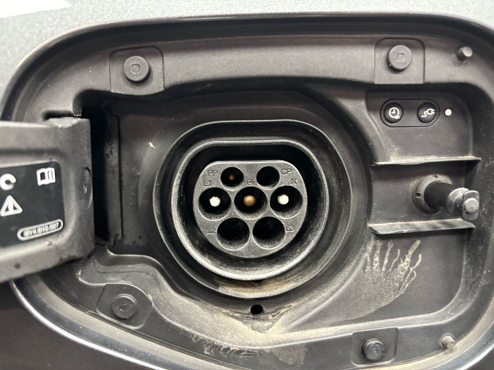 Grå Audi Q3 fra 2022