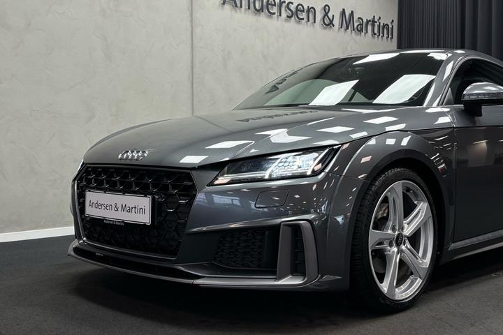 Grå Audi TT fra 2021