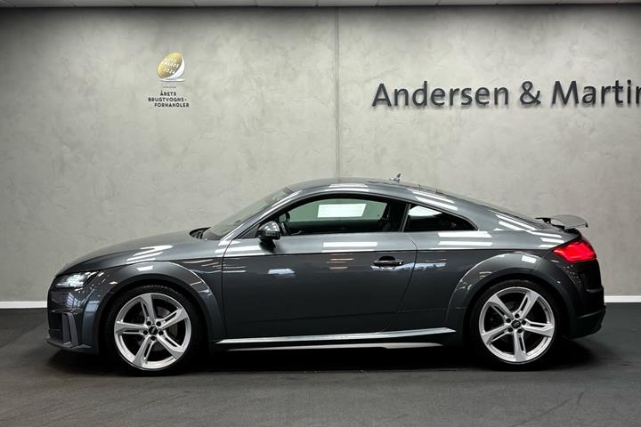 Grå Audi TT fra 2021