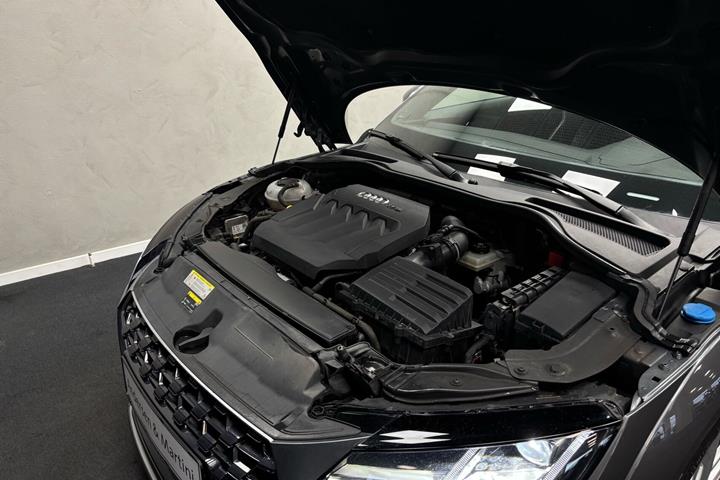 Grå Audi TT fra 2021